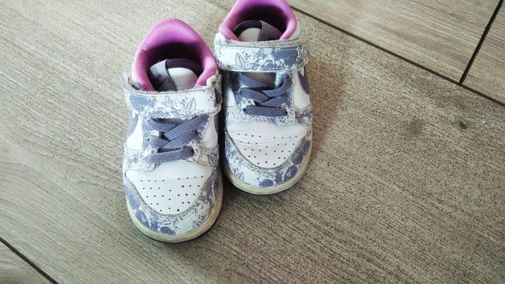 Buciki dla dziewczynki