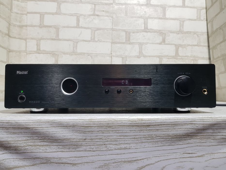 HI-End Стерео підсилювач MAGNAT MA-600, *2x150 Вт, Bluetooth, б/у з Ні