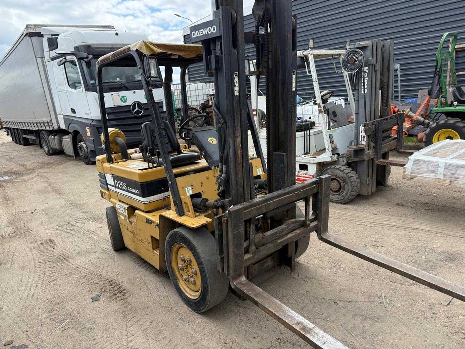 wózek widłowy Daewoo D25S diesel