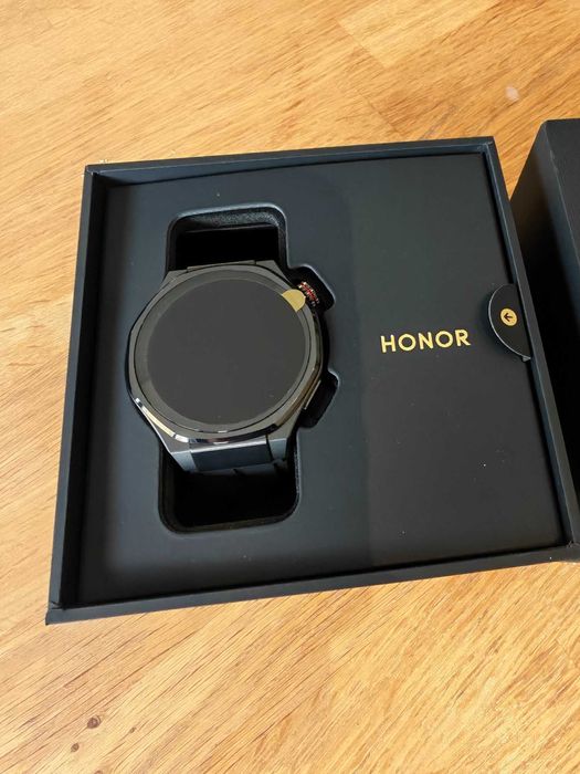 Nowy HONOR Watch 5 Ultra TUR-B19