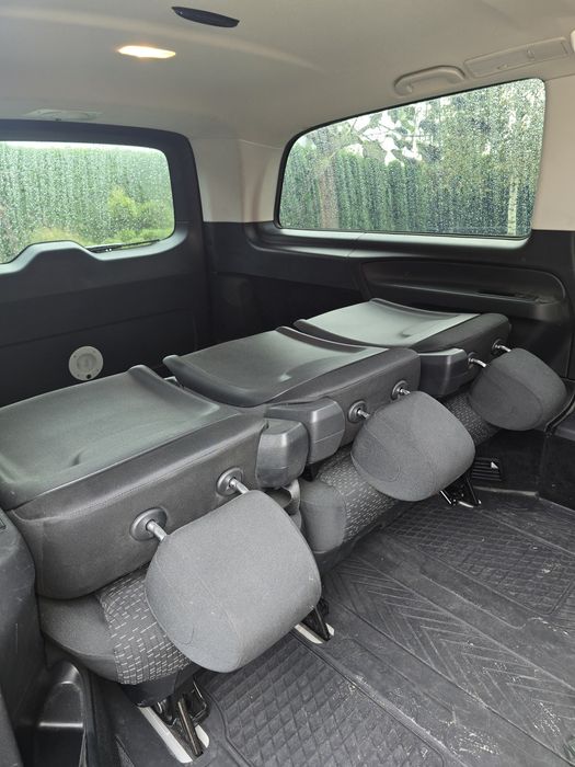 Siedzenia fotel wnętrze  podsufitka boczki kanapa tył vito 447