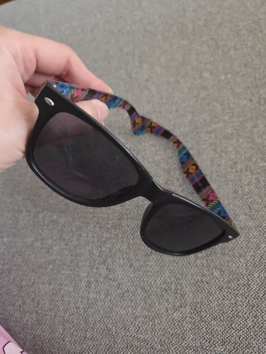 Okulary przeciwsłoneczne typu Ray ban czarne wzorki używane