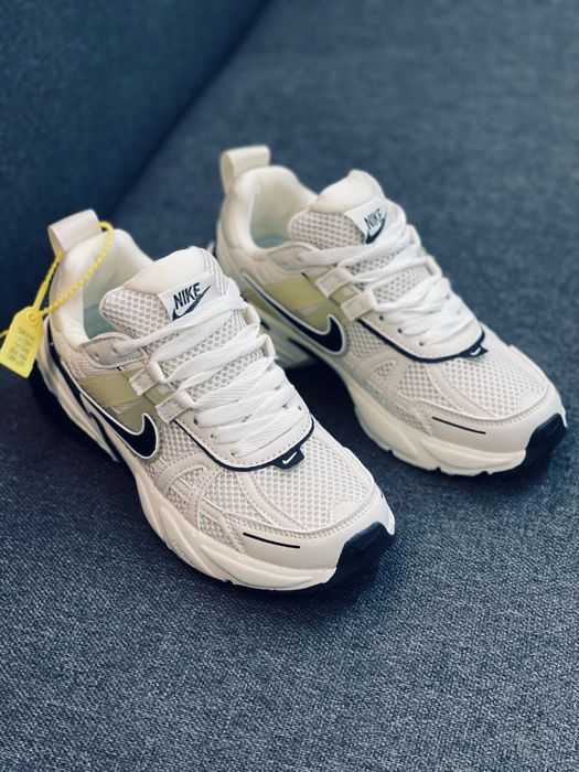 Кросівки Nike V2k Run
