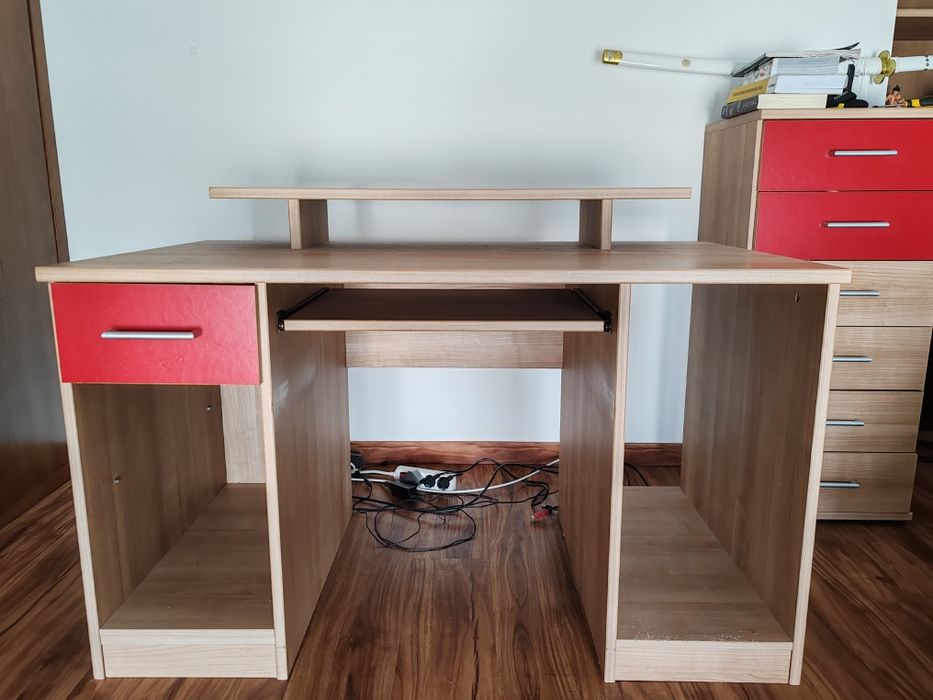 Secretária para quarto