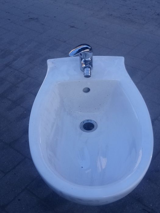 Bidet nowy kolo.