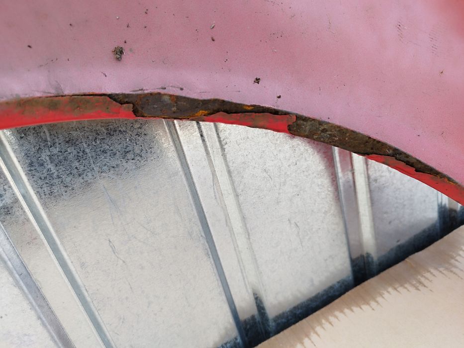 blotnik prawy przod audi a4 b7 cabriolet lata 2004-2008 czerwony