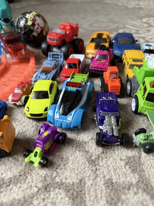 Набір машинок, пакет машинок, трек