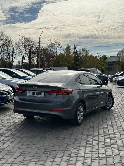 Продам Hyundai Elantra 2018 рік можлива розстрочка,кредит,обмін!