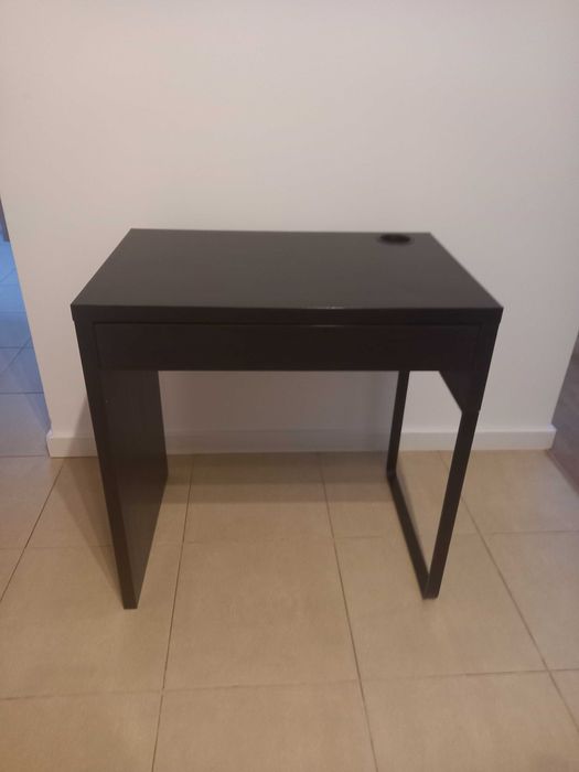 Biurko czarnobrąz Ikea Micke