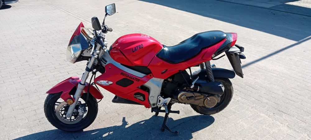 Skuter Moto-Wentu Latro