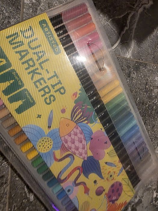 Zestaw pisaków cienkopisow