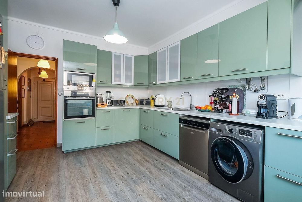Moradia na Madorna, Parede — uma excelente alternativa ao apartamento
