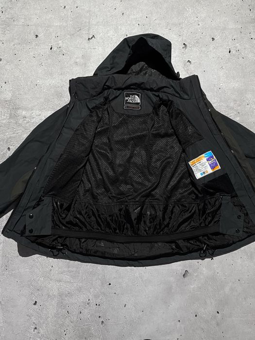 Куртка The North Face Gore-Tex , хаки , трекинговая , пуховик ,