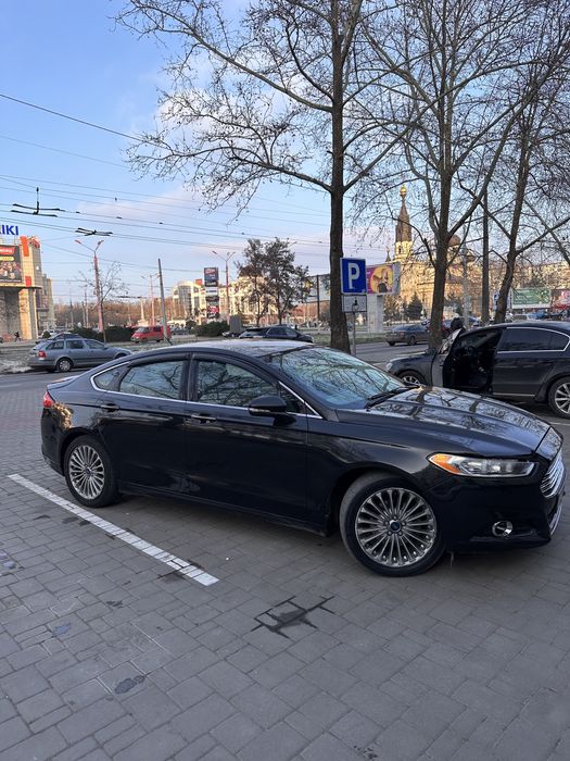 Ford Fusion ……..