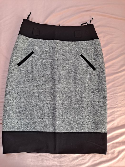 Elegancka spódnica r.40