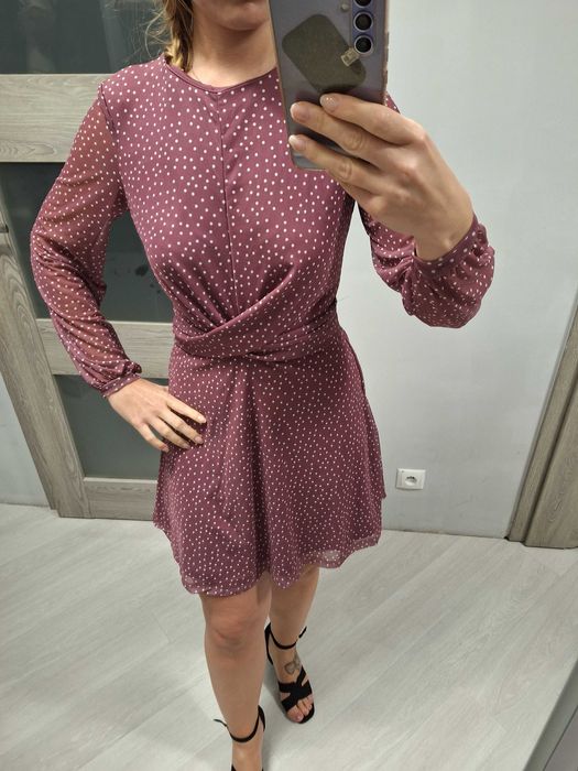Fioletowa sukienka w kropki rozm M Reserved