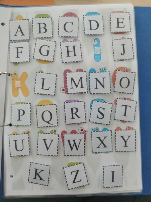 Uczę się czytać, segregator