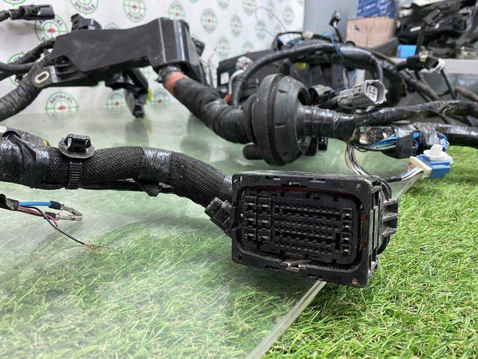 Блок предохранителей Toyota Camry 70 Lexus Es 2020 проводка фишки