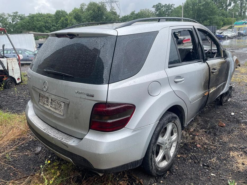 MERCEDES ML W164 320 CDI Na Czesci Tył Wszystkie Czesci !
