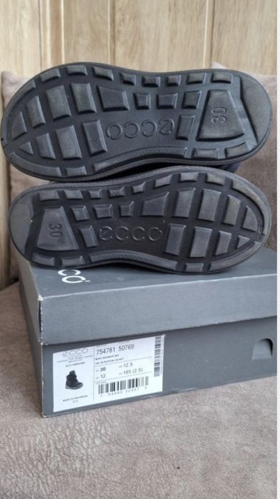 Продаються зимові сапожки Ecco