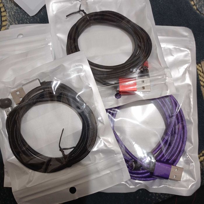 Разные зарядные шнуры