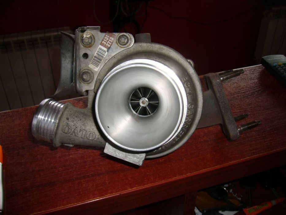 VOLVO XC60 V40 V60 2.0 TURBO 31312713