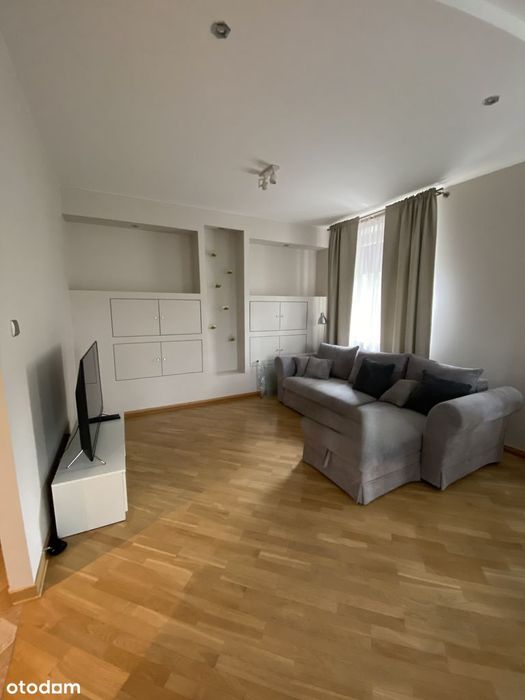 63,9 m2 / duży salon z jadalnią / miejsce parkingowe/ BEZ PROWIZJI