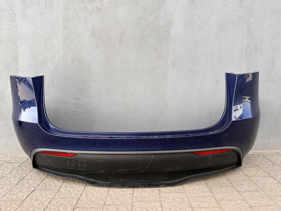 Tesla Model Y 2023 бампер задній в зборі Тесла запчастини оригінал МУ