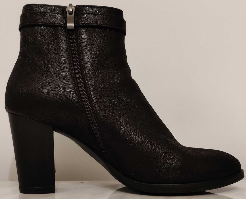 Czarne damskie buty. Rozmiar 40. Naturalna skóra.