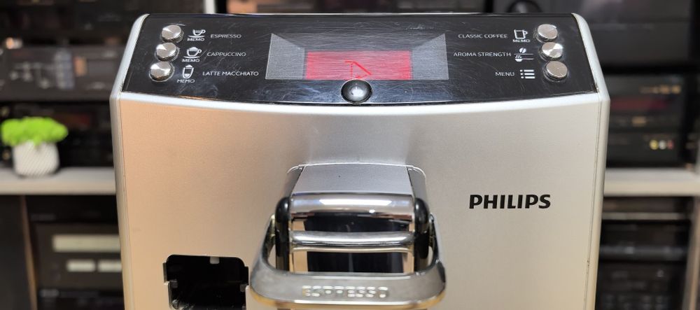 Кавова машина Philips EP4050