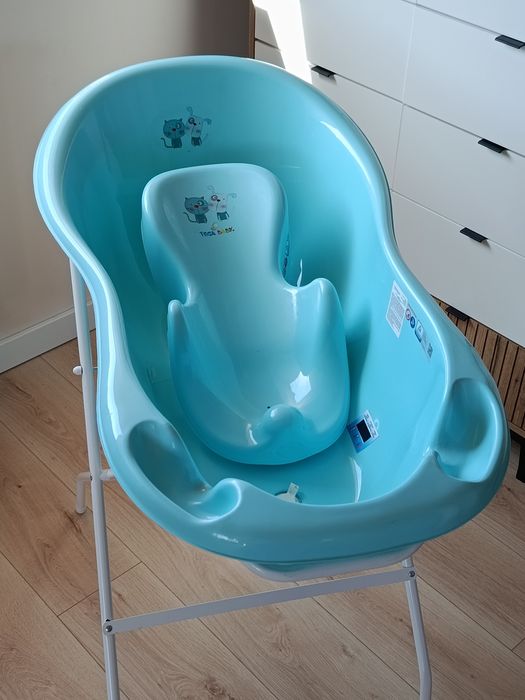 Wanienka niemowlęca ze stojakiem i akcesoriami odpływ termometr leżak