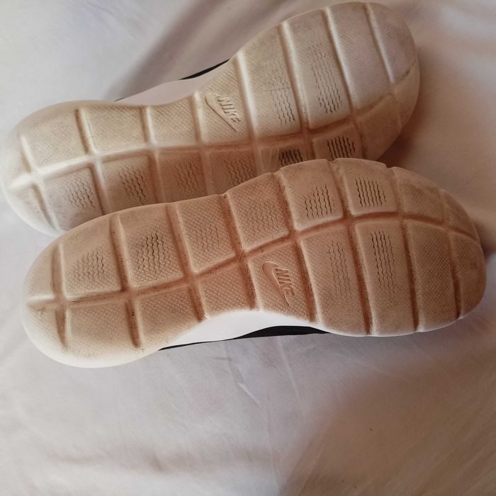 Nike roz. 45 /UK 10/ - dł. wkł. 29 cm
