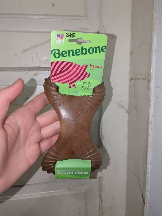 Іграшка для гризіння Benebone Dental Chew Bacon, розмір Medium