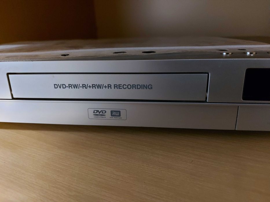 Nagrywarka DVD LG z pilotem