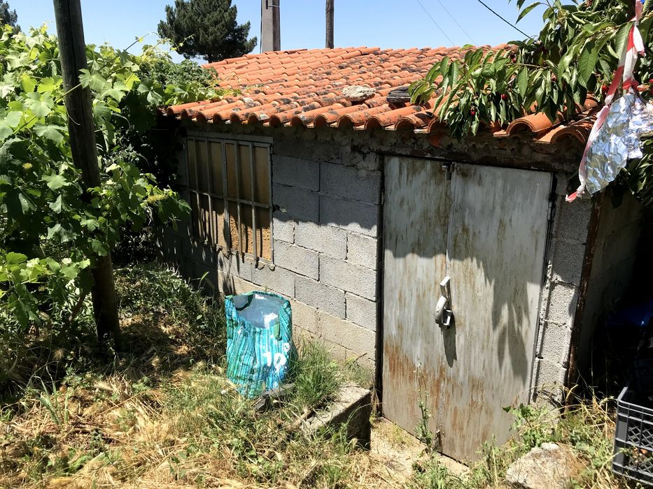 Lote para construção ou quintinha dentro da cidade - 2100m2