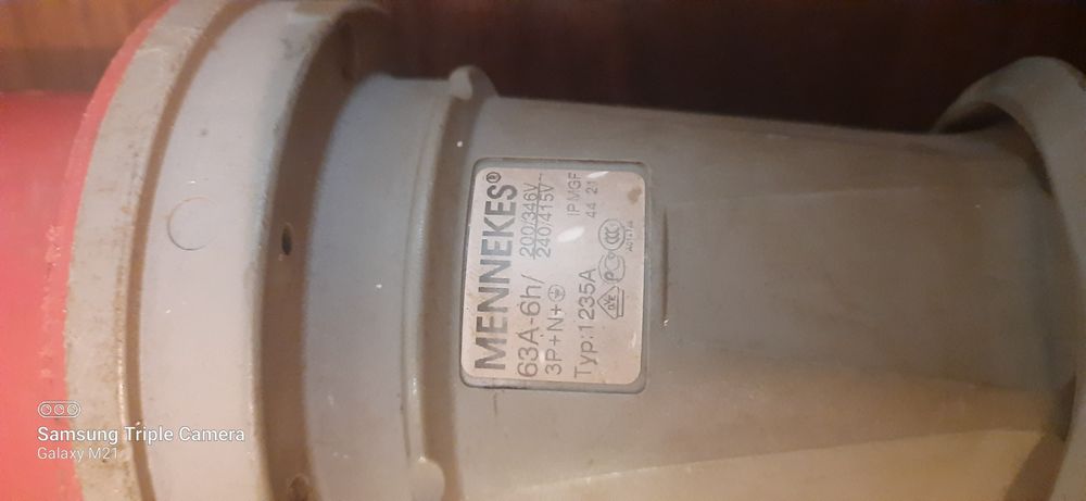 Wtyczka elektryczna  siłowa