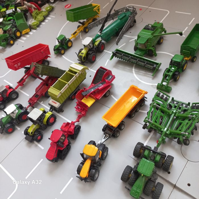 Siku  traktory przyczepy cena dot kultywatora amazone