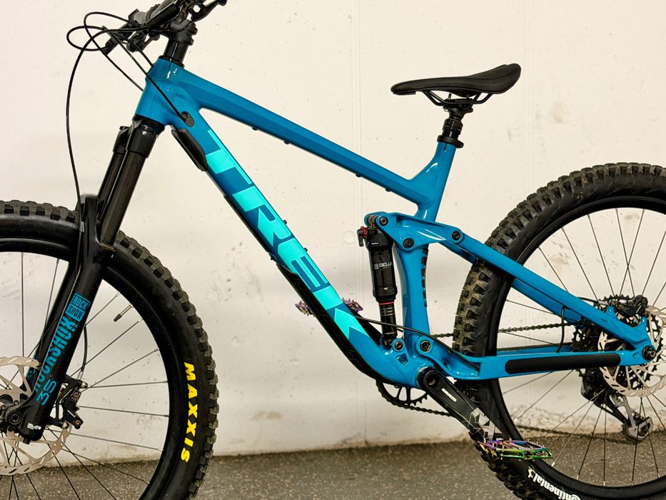 Trek Remedy 7 •  S | 27,5 • 2021 • RS Deluxe • Sram GX • Bontrager •