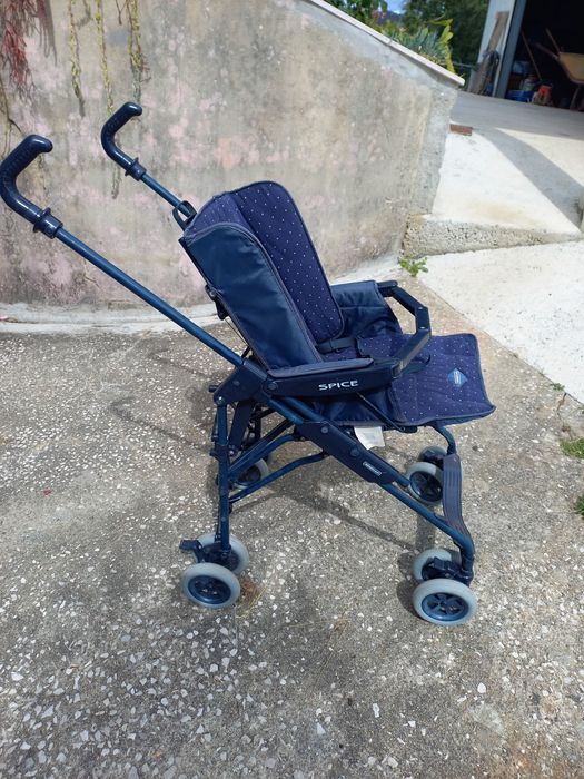 Carrinho de bebé em segunda mão