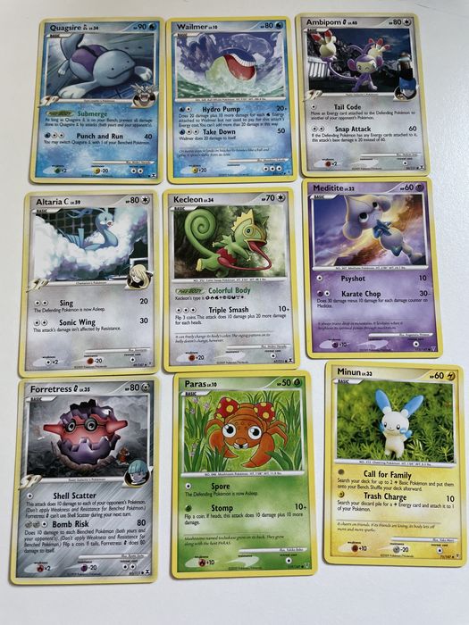 Cartas Pokémon diversos anos