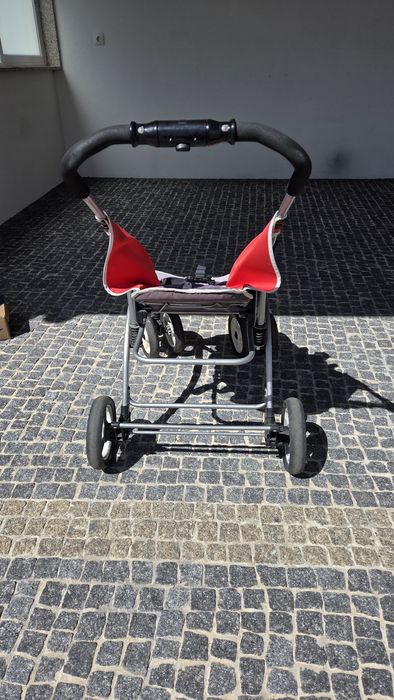 Carrinho de passeio Pierre Cardin