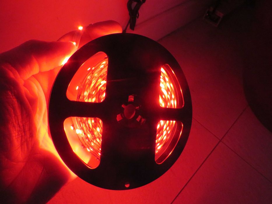 Fita LED tipo 3528 NWP cor vermelha - NOVA