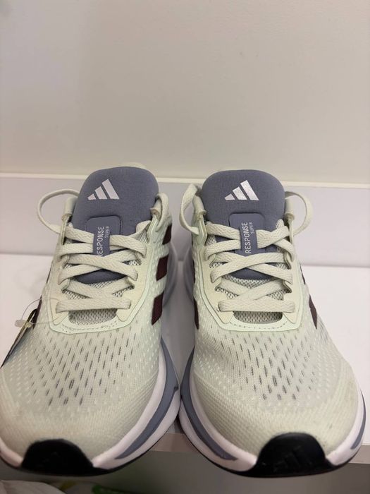 Кроссовки  Adidas