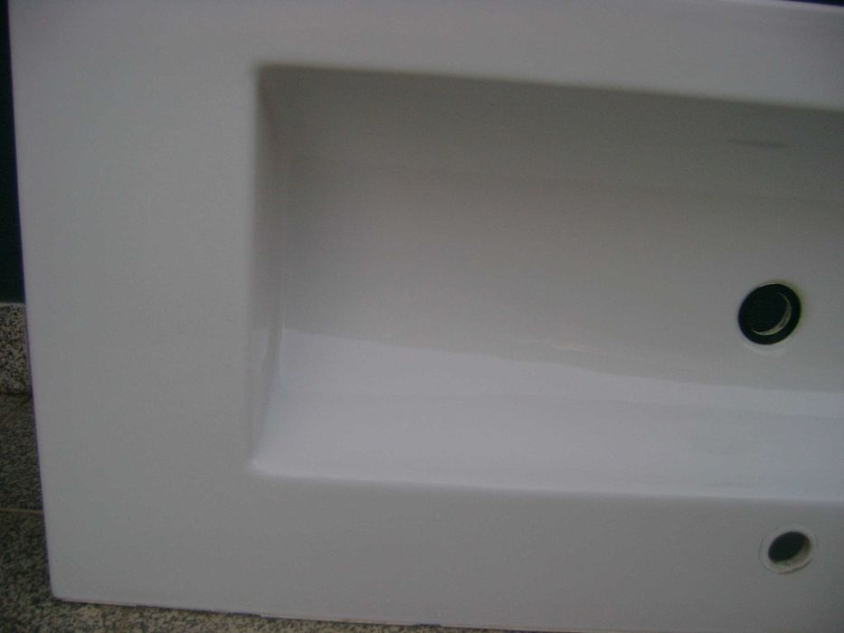 Lavatório de encastrar PALM de 120 cm - Sanindusa