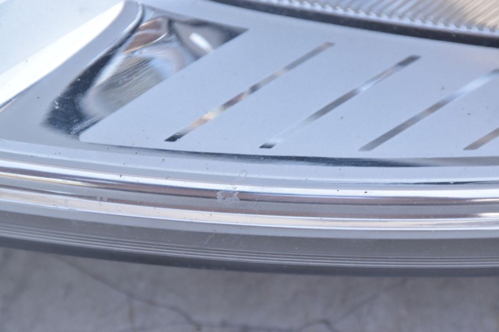 Lampa Lewy Przód OPEL MERIVA B 2010-2013R 13253631 UK