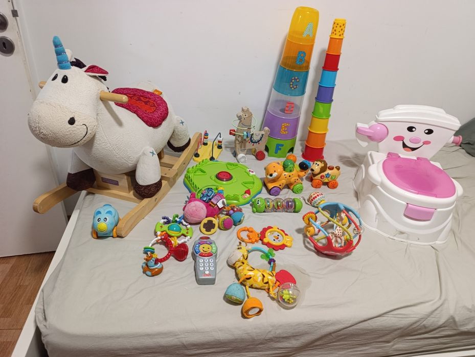 Lote completo de brinquedos + mantinhas de bebé