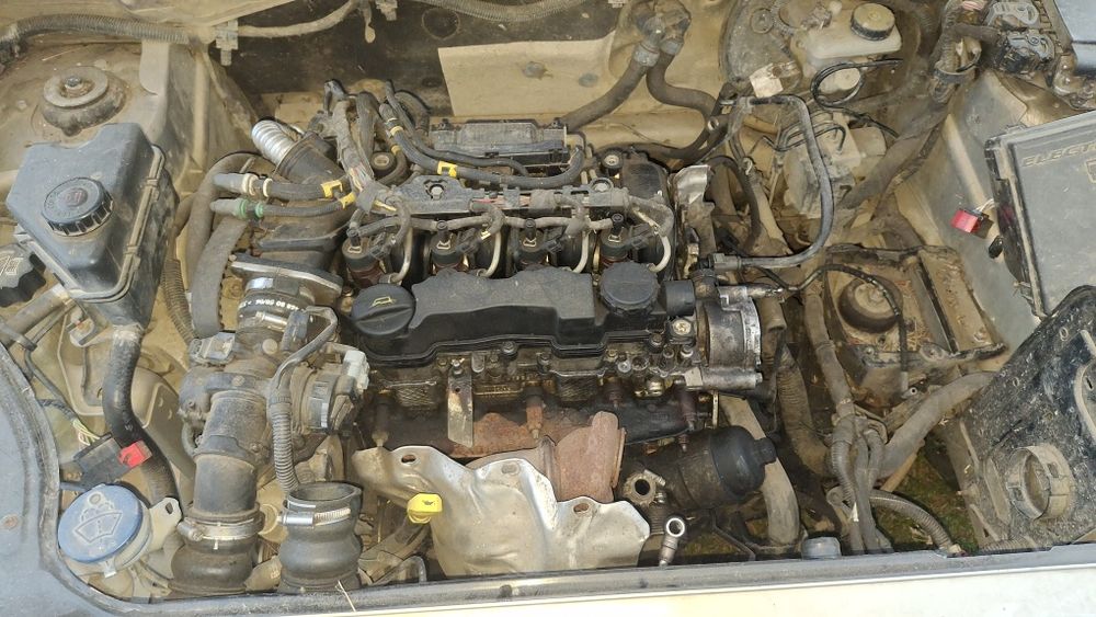 Citroen Berlingo 1.6 HDI 2007r Multispace cały na części Silnik skrzynia  części