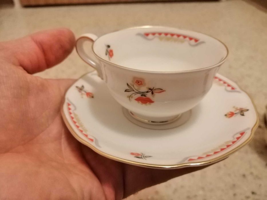 Duas chávenas florais ótima qualidade alemã 3€
