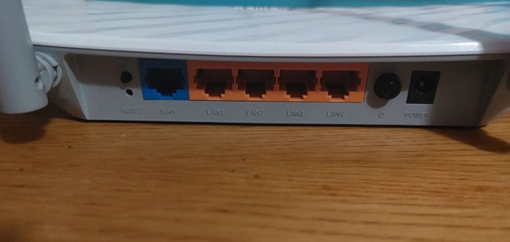 TP-Link Archer C50 AC1200 - router Wi-Fi
Dual Band jak nowy komplet