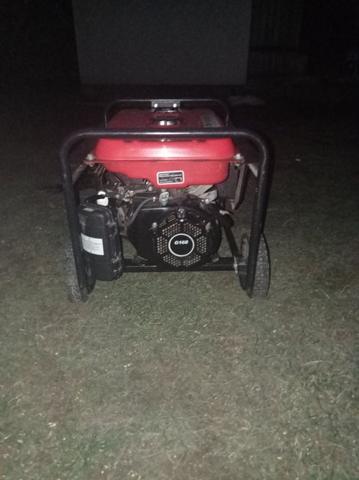 Продам генератор pover